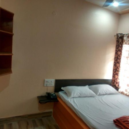 Hotel Natraj Nowgong Εξωτερικό φωτογραφία
